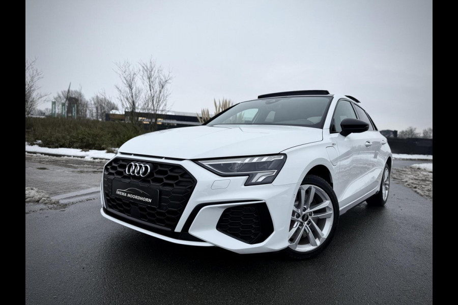 Audi A3 Sportback 45 TFSI e S-Line Panoramadak|B&O|Stoelverw.|LED