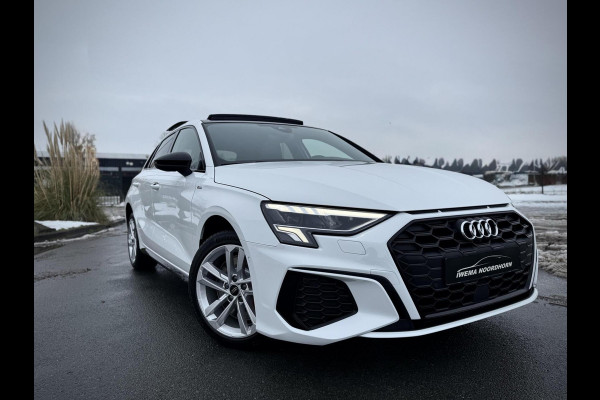 Audi A3 Sportback 45 TFSI e S-Line Panoramadak|B&O|Stoelverw.|LED