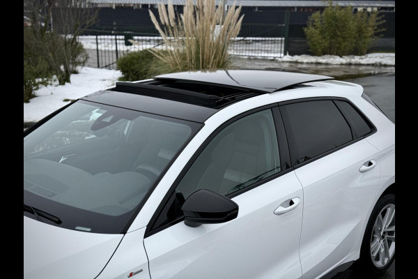 Audi A3 Sportback 45 TFSI e S-Line Panoramadak|B&O|Stoelverw.|LED