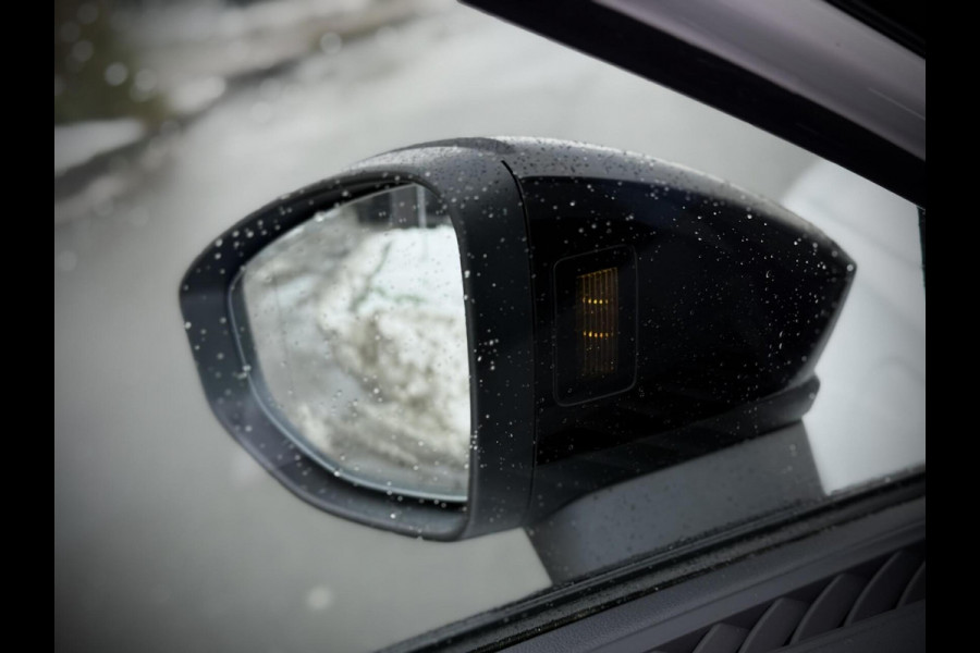 Audi A3 Sportback 45 TFSI e S-Line Panoramadak|B&O|Stoelverw.|LED