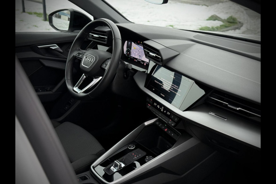 Audi A3 Sportback 45 TFSI e S-Line Panoramadak|B&O|Stoelverw.|LED