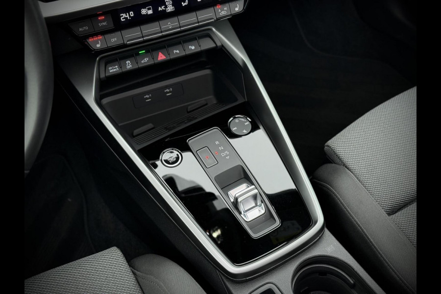 Audi A3 Sportback 45 TFSI e S-Line Panoramadak|B&O|Stoelverw.|LED