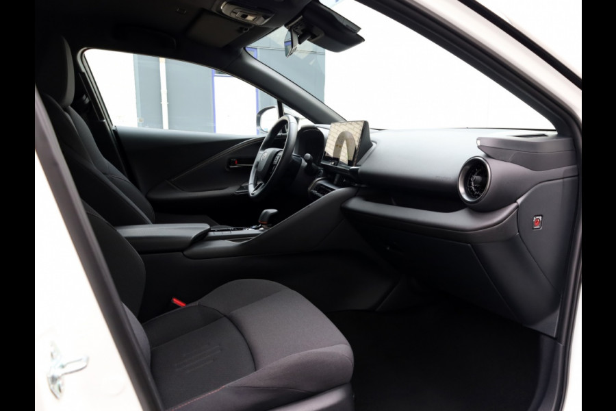 Toyota C-HR 2.0 PHEV 220 Dynamic | Bi-Tone | Dodehoek | Stuurwielverwarming
