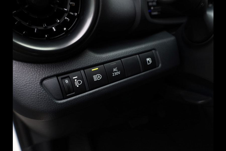 Toyota C-HR 2.0 PHEV 220 Dynamic | Bi-Tone | Stuurwielverwarming | Dodehoek