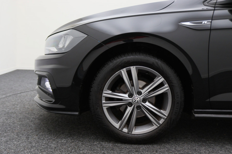 Volkswagen Polo 1.0 TSI Highline R-Line Climate, ACC, Apple Carplay, Sfeerverlichting, Sportstoelen, DAB, 17''