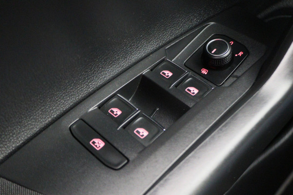 Volkswagen Polo 1.0 TSI Highline R-Line Climate, ACC, Apple Carplay, Sfeerverlichting, Sportstoelen, DAB, 17''