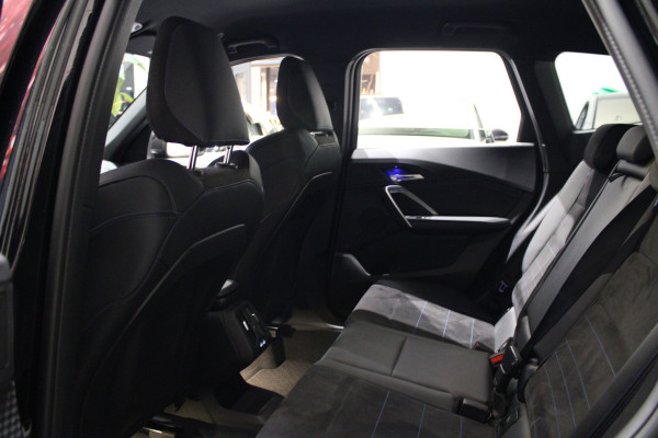 BMW X1 sDrive20i | BTW | M-SPORT | KEYLESS | HUD | 360 CAM | AMBIENCE LIGHT |