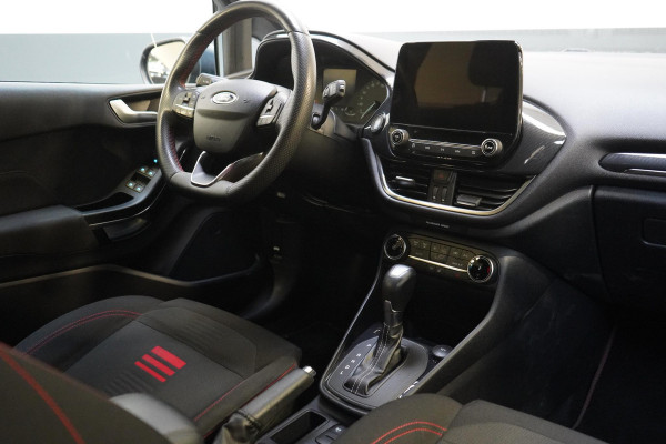 Ford Fiesta 1.0 EcoBoost Hybrid ST-Line | Carplay | Stoelverwarming | Stuurverwarming | Sportstuur | Privacy glass