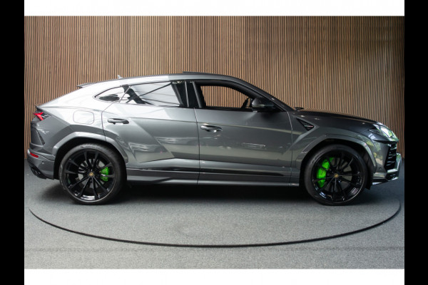 Lamborghini Urus 4.0 V8 HUD Panodak Leer ACC Ceramic Akrapovic Keyless 360 Camera B&O Massage Alcantara hemel Elektr. achterklep Elektr. verstelbare stoelen met memory Afneemb. trekhaak Softclose Achterasbesturing Elektr. verstelbare stuurwiel Navi Stoelverwarming voor & achter Stuurverwarming Stoelventilatie PDC LM ve