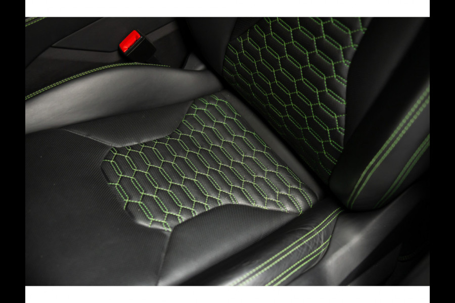 Lamborghini Urus 4.0 V8 HUD Panodak Leer ACC Ceramic Akrapovic Keyless 360 Camera B&O Massage Alcantara hemel Elektr. achterklep Elektr. verstelbare stoelen met memory Afneemb. trekhaak Softclose Achterasbesturing Elektr. verstelbare stuurwiel Navi Stoelverwarming voor & achter Stuurverwarming Stoelventilatie PDC LM ve