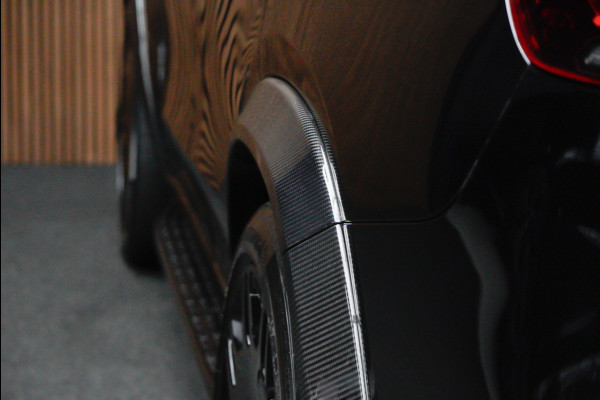 Mercedes-Benz GLS BRABUS 800 4MATIC HUD Massage Full-Carbon Panodak Leer Distronic Standkachel Keyless 360 Camera Burmester Sterrenhemel Airmatic DC Elektr. achterklep Elektr. verstelbare stoelen voor & achter met memory Soft close Elektr. bedienbare trekhaak Elektr. verstelbare stuurwiel Navi PDC LM velgen