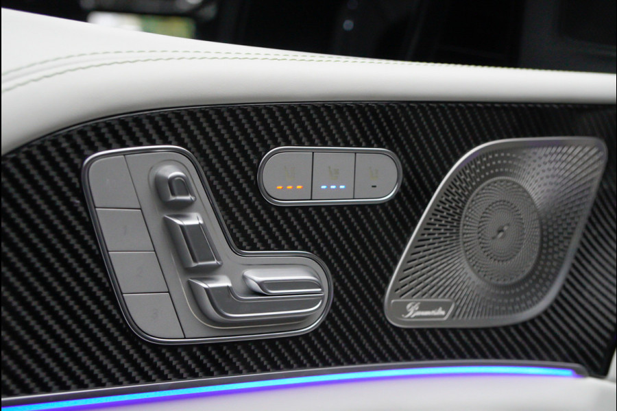Mercedes-Benz GLS BRABUS 800 4MATIC HUD Massage Full-Carbon Panodak Leer Distronic Standkachel Keyless 360 Camera Burmester Sterrenhemel Airmatic DC Elektr. achterklep Elektr. verstelbare stoelen voor & achter met memory Soft close Elektr. bedienbare trekhaak Elektr. verstelbare stuurwiel Navi PDC LM velgen