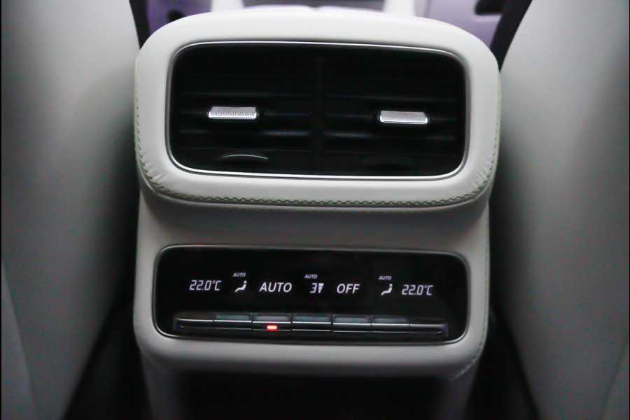 Mercedes-Benz GLS BRABUS 800 4MATIC HUD Massage Full-Carbon Panodak Leer Distronic Standkachel Keyless 360 Camera Burmester Sterrenhemel Airmatic DC Elektr. achterklep Elektr. verstelbare stoelen voor & achter met memory Soft close Elektr. bedienbare trekhaak Elektr. verstelbare stuurwiel Navi PDC LM velgen