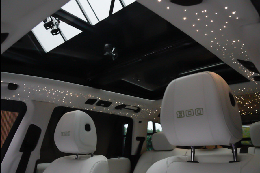 Mercedes-Benz GLS BRABUS 800 4MATIC HUD Massage Full-Carbon Panodak Leer Distronic Standkachel Keyless 360 Camera Burmester Sterrenhemel Airmatic DC Elektr. achterklep Elektr. verstelbare stoelen voor & achter met memory Soft close Elektr. bedienbare trekhaak Elektr. verstelbare stuurwiel Navi PDC LM velgen