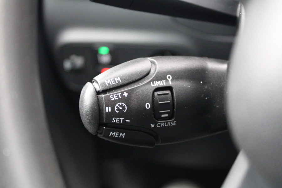 Citroën C3 1.2 PureTech S&S Feel | NAP | CRUISE CONTROL | APPLE CARPLAY | PARKEERSENSOREN ACHTER |