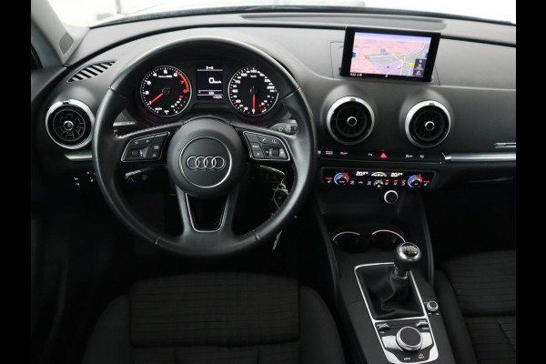 Audi A3 1.0 TFSI Design Pro Line Plus | Stoelverwarming | Trekhaak | Sportstoelen | Full LED | Navigatie | DAB | Cruise control | Climate control | Parkeerhulp | Bluetooth