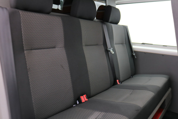 Volkswagen Transporter 2.0 TDI L2 H1 DC 150pk Airco Navigatie Imperiaal
