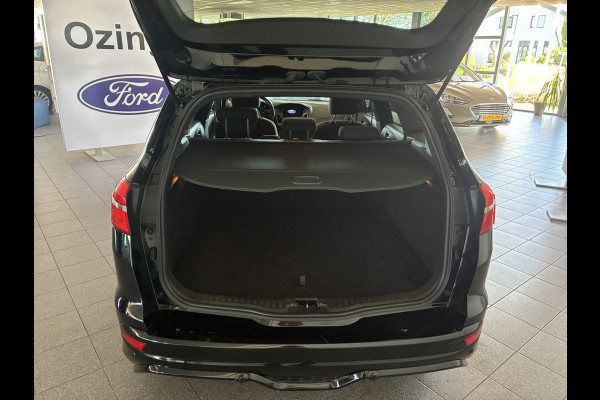 Ford FOCUS Wagon 125PK ST-Line 18-inch-navi-climatecontrole-privacyglass