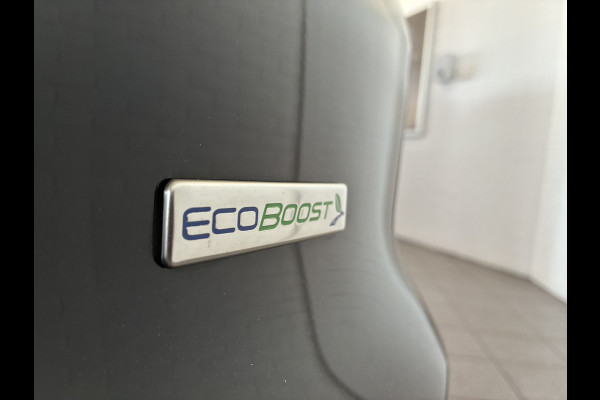 Ford FOCUS Wagon 125PK ST-Line 18-inch-navi-climatecontrole-privacyglass