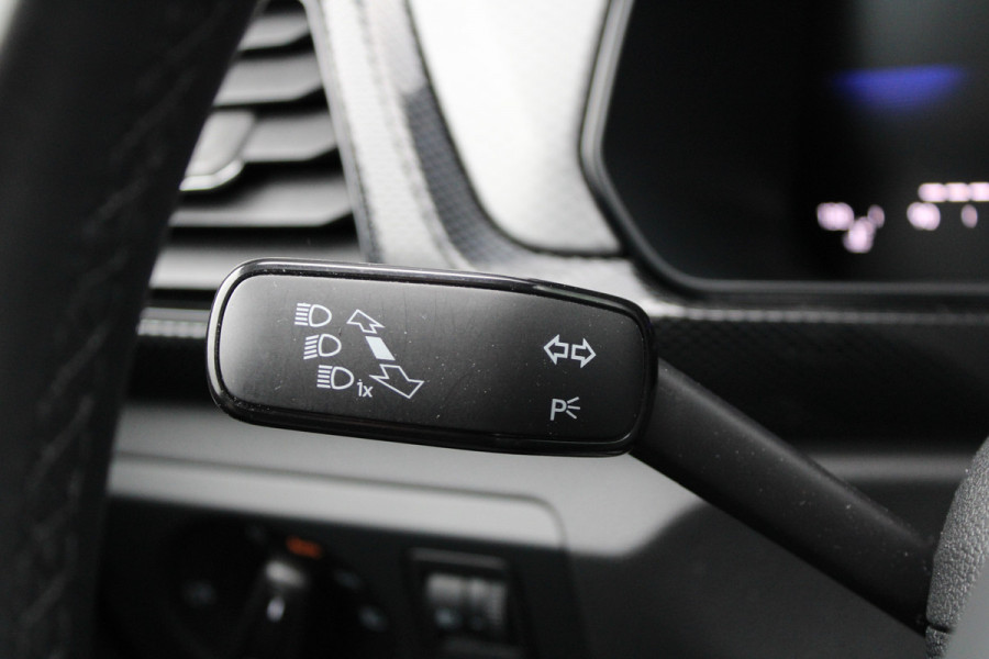 Volkswagen T-Cross 1.0 TSI Life Edition | CAMERA | CARPLAY | ANDROID | LANE ASSIST