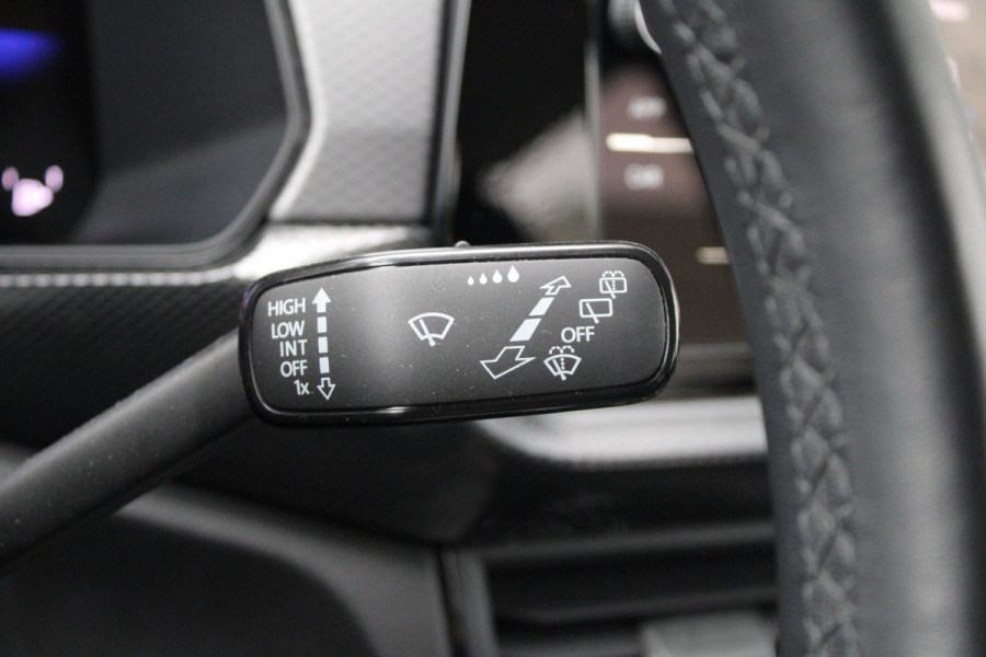 Volkswagen T-Cross 1.0 TSI Life Edition | CAMERA | CARPLAY | ANDROID | LANE ASSIST