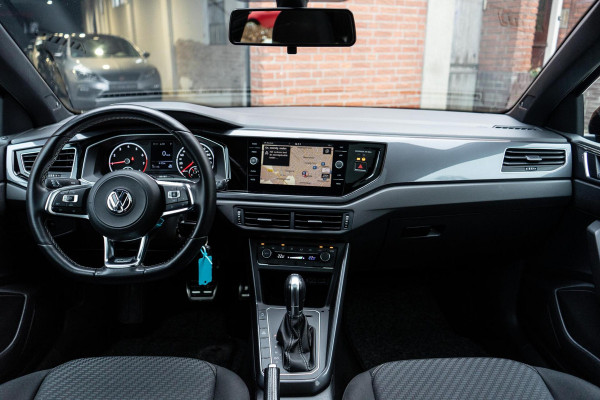 Volkswagen Polo 1.0 TSI Highline R-Line Pano / Beats / Camera