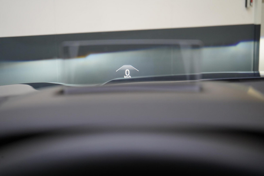 Ford Kuga 2.5 PHEV Titanium | Head-Up | Stoelverwarming | Navigatie | Achteruitrijcamera | Stuurverwarming