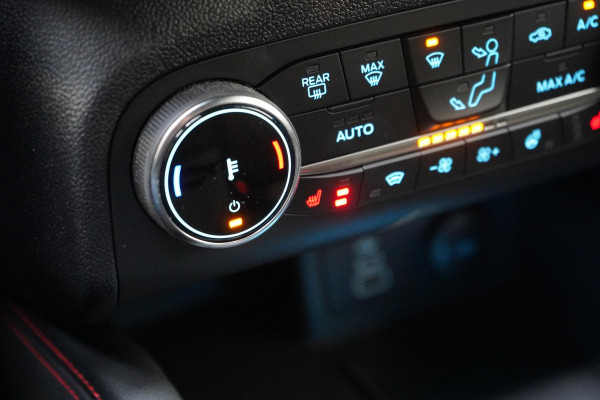 Ford Kuga 2.5 PHEV ST-Line | Head-Up | Stoelverwarming | Navigatie | Achteruitrijcamera | Stuurverwarming