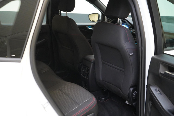 Ford Kuga 2.5 PHEV ST-Line | Head-Up | Stoelverwarming | Navigatie | Achteruitrijcamera | Stuurverwarming