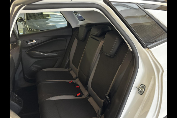 Opel Grandland X 1.2 Turbo Business Elegance Automaat | Trekhaak | Navigatie | 360 Camera| 4-seizoensbanden | Android auto / Apple carplay