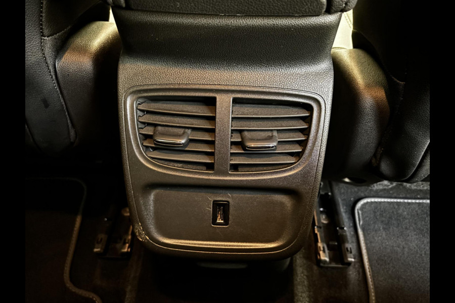 Opel Grandland X 1.2 Turbo Business Elegance Automaat | Trekhaak | Navigatie | 360 Camera| 4-seizoensbanden | Android auto / Apple carplay