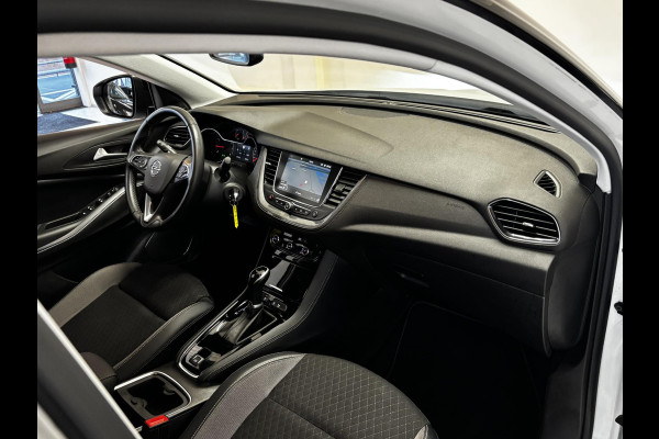 Opel Grandland X 1.2 Turbo Business Elegance Automaat | Trekhaak | Navigatie | 360 Camera| 4-seizoensbanden | Android auto / Apple carplay