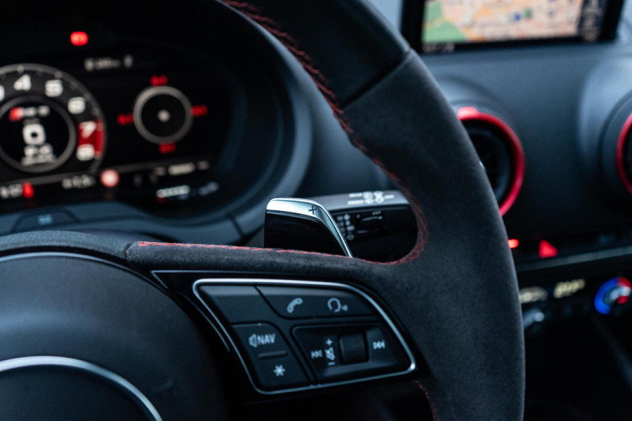 Audi RS3 2.5 TFSI RS3 Quattro Pano / B&O / Virtual