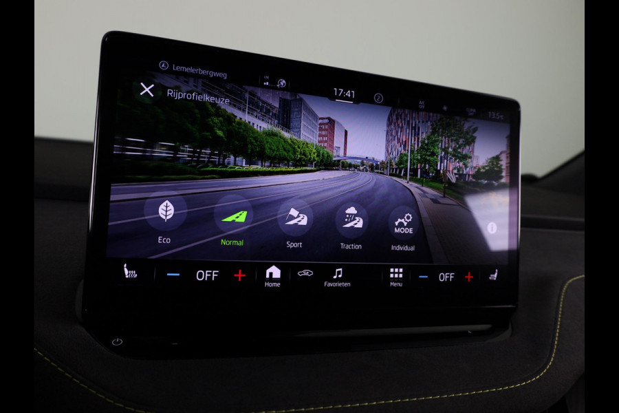 Škoda ENYAQ Coupé iV 80 RS 299pk | Panoramadak | Elektrisch verstelbare stoelen met geheugen | Verwarmbare voorstoelen en achterbank |