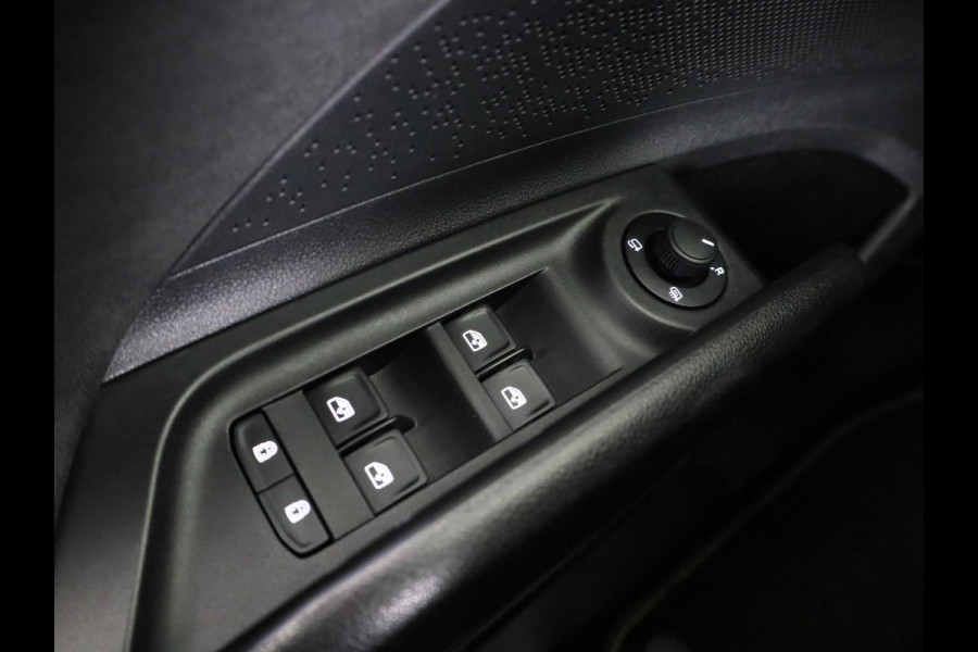 Škoda ENYAQ Coupé iV 80 RS 299pk | Panoramadak | Elektrisch verstelbare stoelen met geheugen | Verwarmbare voorstoelen en achterbank |