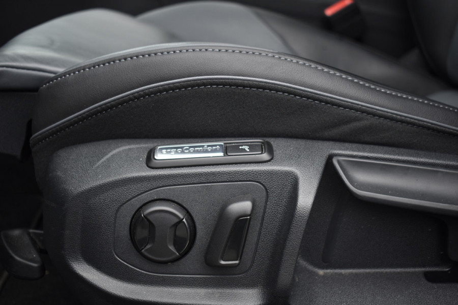 Volkswagen Arteon Shooting Brake eHYBRID 218PK DSG ELEGANCE BUSINESS+ LEDER/VIRTUAL/PANORAMADAK