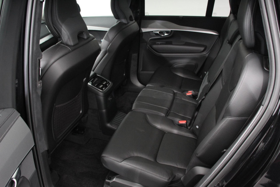 Volvo XC90 2.0 T8 455pk Recharge AWD Ultimate Dark | DEMO ! | Leder | Panorama-schuifdak | Navigatie | Harman Kardon | Electrisch bedienbare achterklep | Camera