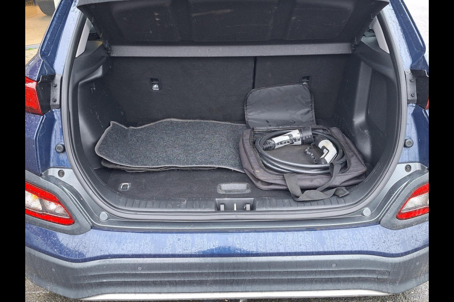 Hyundai Kona EV Comfort 64 kWh | SOH: nnb | 3 Fase | Warmtepomp | Trekhaak | Navi | Adaptive CC | Climate |
