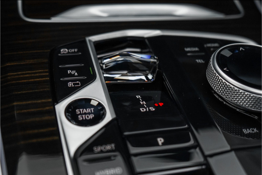 BMW X5 xDrive50e Launch Ed M-Sport Pro Pano B&W ACC Luchtvering 22" 1e Eig