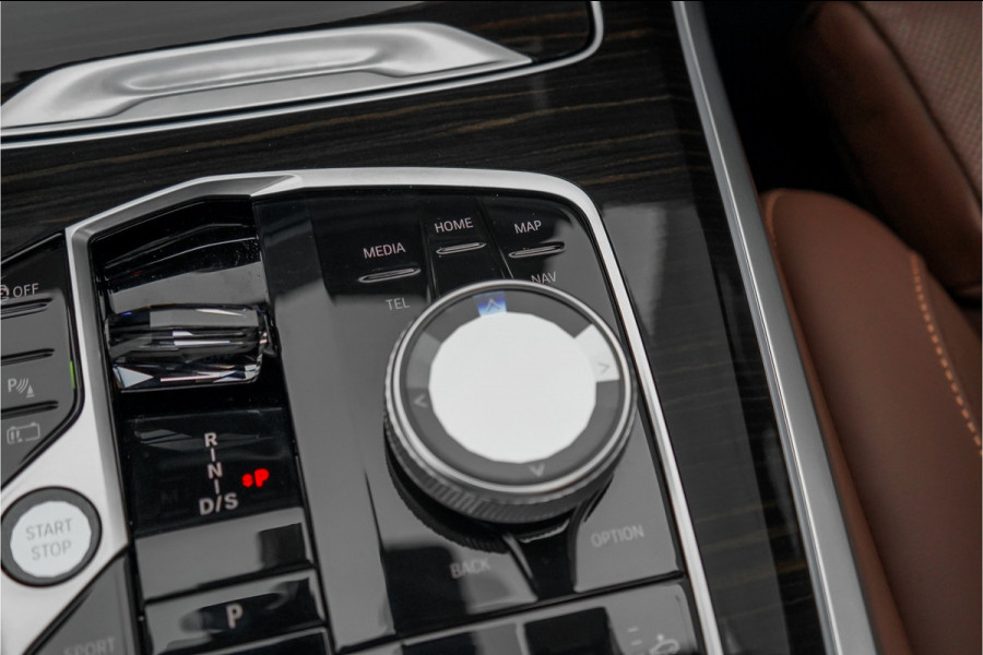 BMW X5 xDrive50e Launch Ed M-Sport Pro Pano B&W ACC Luchtvering 22" 1e Eig