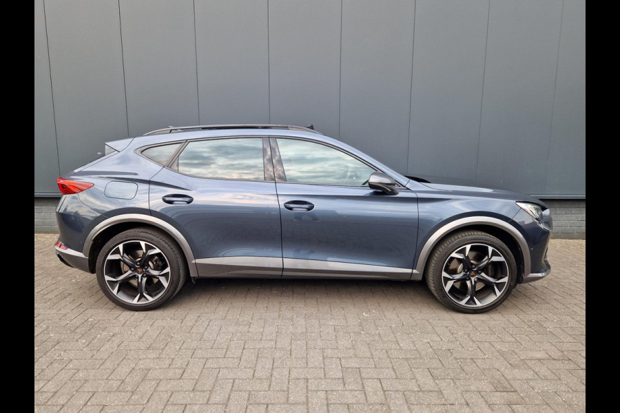 CUPRA Formentor 2.0 TSI 4DRIVE VZ 310 PK /Pano /Led /Carbon stoelen /Winterpakket