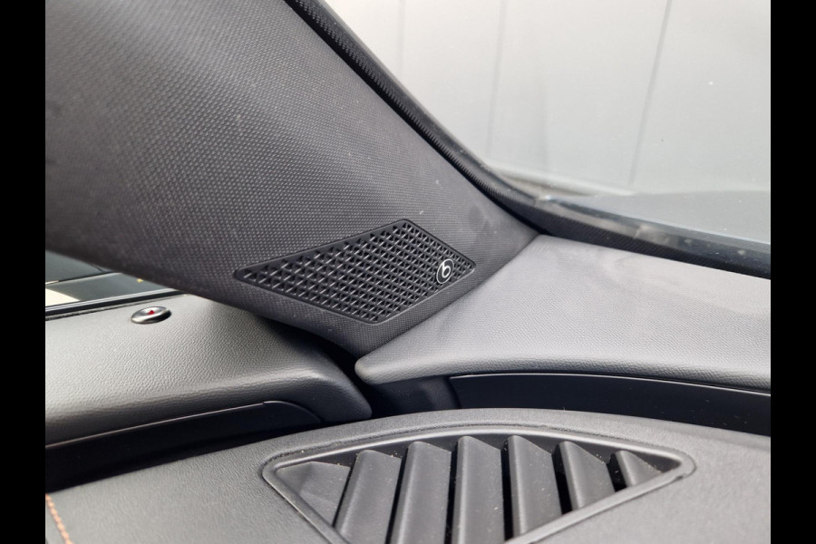 CUPRA Formentor 2.0 TSI 4DRIVE VZ 310 PK /Pano /Led /Carbon stoelen /Winterpakket