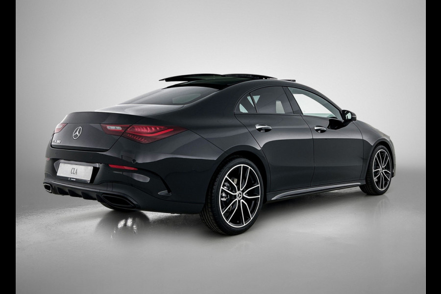 Mercedes-Benz CLA-Klasse 180 Business Solution AMG | AMG Line Plus pakket | Smartphone integratie | Panoramaschuifdak | 360° camera | Advanced sound system | Head-up display | 19 inch AMG velgen |