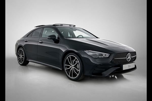 Mercedes-Benz CLA-Klasse 180 Business Solution AMG | AMG Line Plus pakket | Smartphone integratie | Panoramaschuifdak | 360° camera | Advanced sound system | Head-up display | 19 inch AMG velgen |