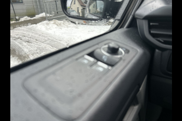 Ford E-Transit Custom 340 L2H1 Sport 71 kWh 2x schuifdeur, LMV 19'', navigatie, laadvloer, trekhaak, camera Snel leverbaar