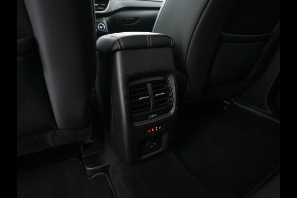 Ford Kuga 2.5 PHEV Vignale (Plug-In) (INCL-BTW) Aut. *LUXURY-LEATHER | DIGI-COCKPIT | FULL-LED | KEYLESS | DAB | CARPLAY | NAVI-FULLMAP | MEMORY-PACK | HEATED-COMFORTSEATS | 18''ALU*