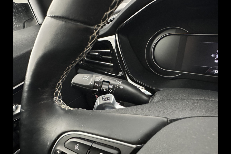 Kia e-Niro ExecutiveLine 64 kWh [ 3-Fase ] {SOH-100%} (INCL-BTW)  Aut.*LEATHER | FULL-LED | NAVI-FULLMAP | ADAPTIVE-CRUISE | CAMERA | MEMORY-PACK | LANE-ASSIST | KEYLESS | DIGI-COCKPIT | PRIVACY-GLASS | 17"ALU*