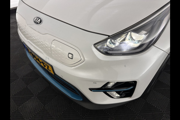 Kia e-Niro ExecutiveLine 64 kWh [ 3-Fase ] {SOH-100%} (INCL-BTW)  Aut.*LEATHER | FULL-LED | NAVI-FULLMAP | ADAPTIVE-CRUISE | CAMERA | MEMORY-PACK | LANE-ASSIST | KEYLESS | DIGI-COCKPIT | PRIVACY-GLASS | 17"ALU*