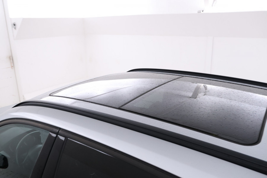 BMW X1 sDrive18d High Executive Automaat, Panorama dak, Navigatie