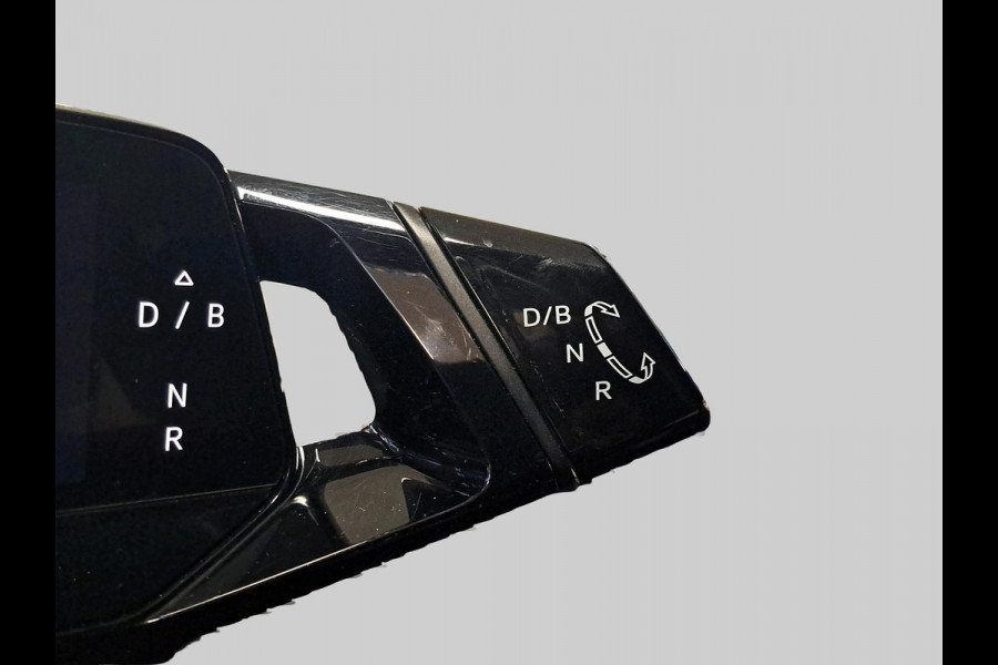 Volkswagen ID.3 First Plus 58 kWh Incl. Stoel en stuurverwarming | Apple Carplay/Android Auto | Navigatie